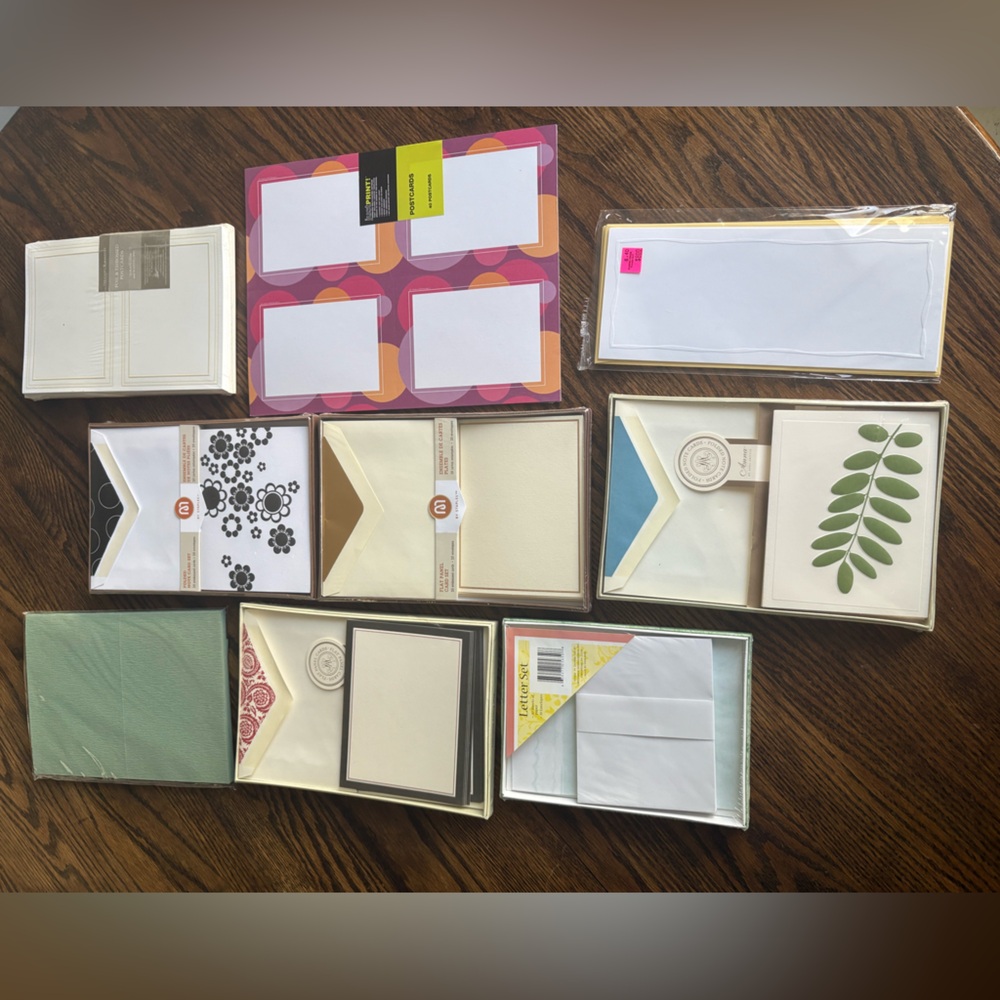 Assorted Stationery Set with Envelopes